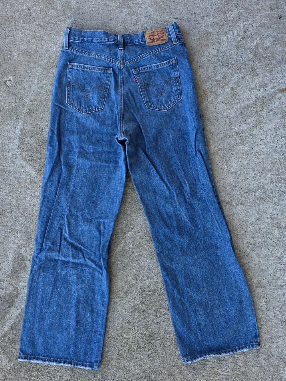 Levi’s High Waisted Straight Jeans Distressed W28